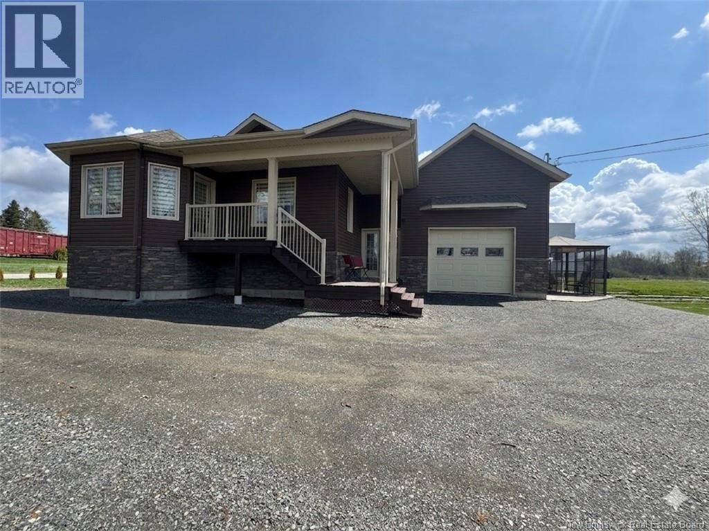 5 Gallant Street, Saint-Quentin, New Brunswick E8A 2N5
