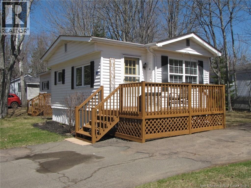 12 Pinetree Street, Moncton, New Brunswick E1H 2Z6