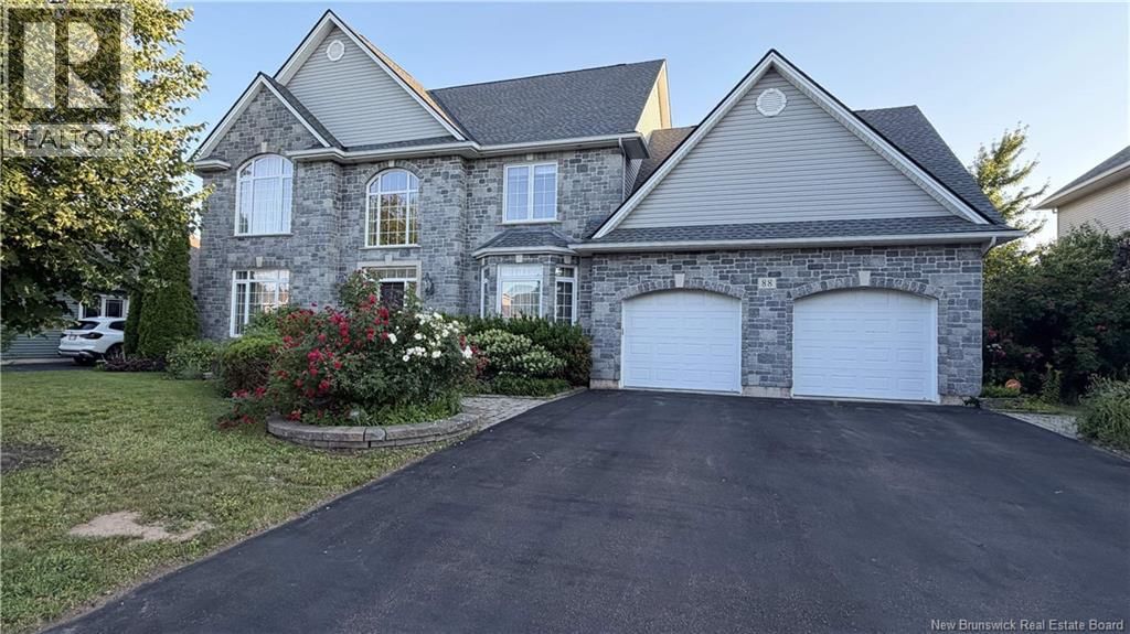 88 Foxwood Drive, Moncton, New Brunswick E1G 5H4