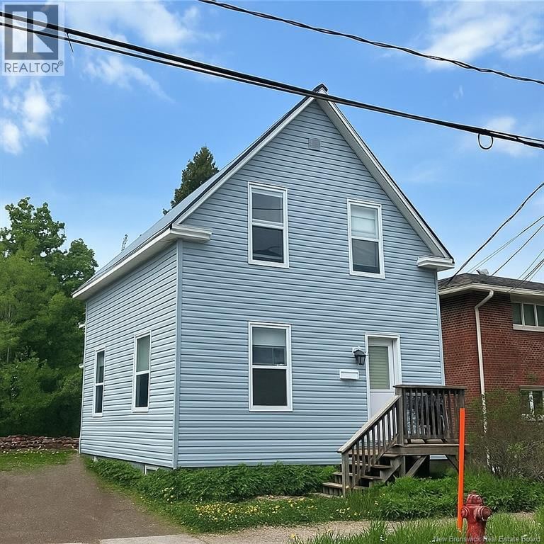 496 Robinson, Moncton, New Brunswick E1C 5E6