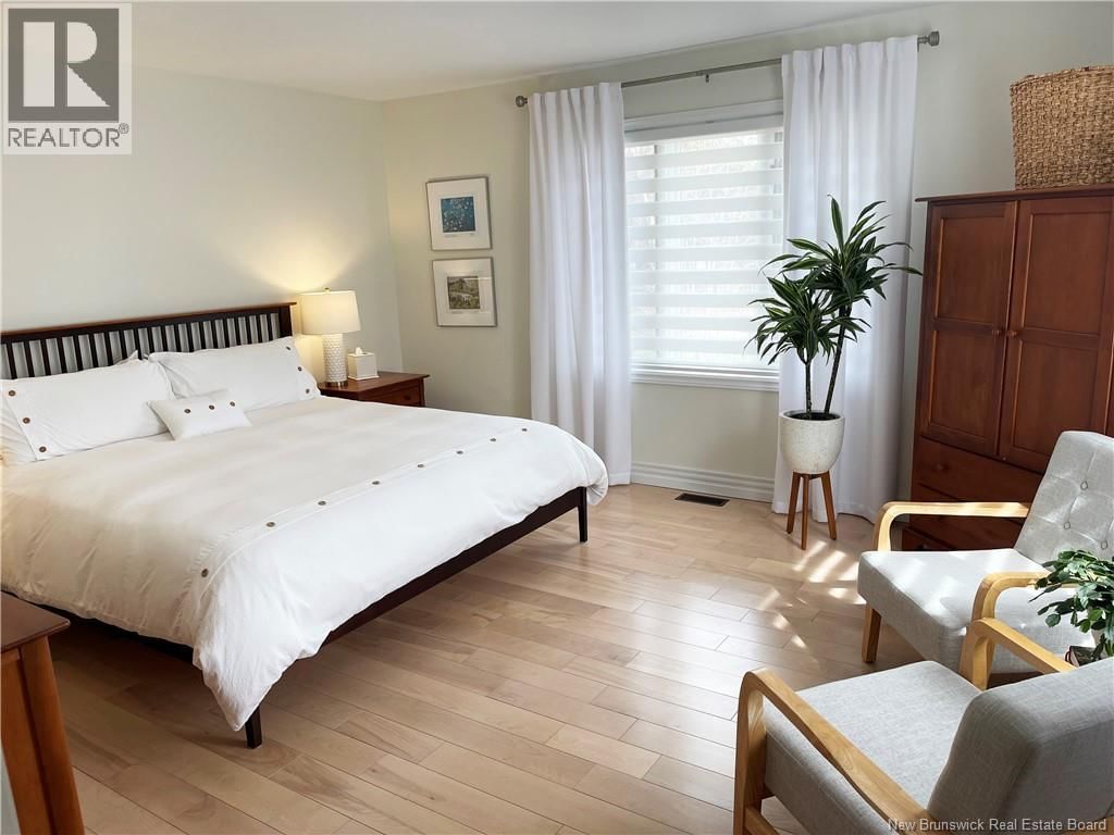 61 COUNTRY CLUB ROAD Image 21