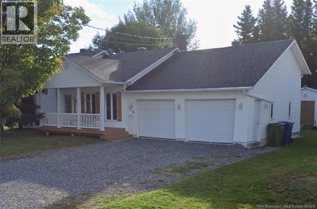 19 Belisle Avenue, Edmundston, New Brunswick E3V 3W9