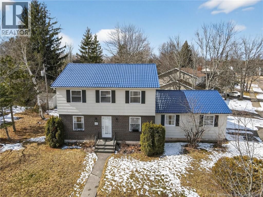 66 Parkwood Drive, Moncton, New Brunswick E1E 3X6