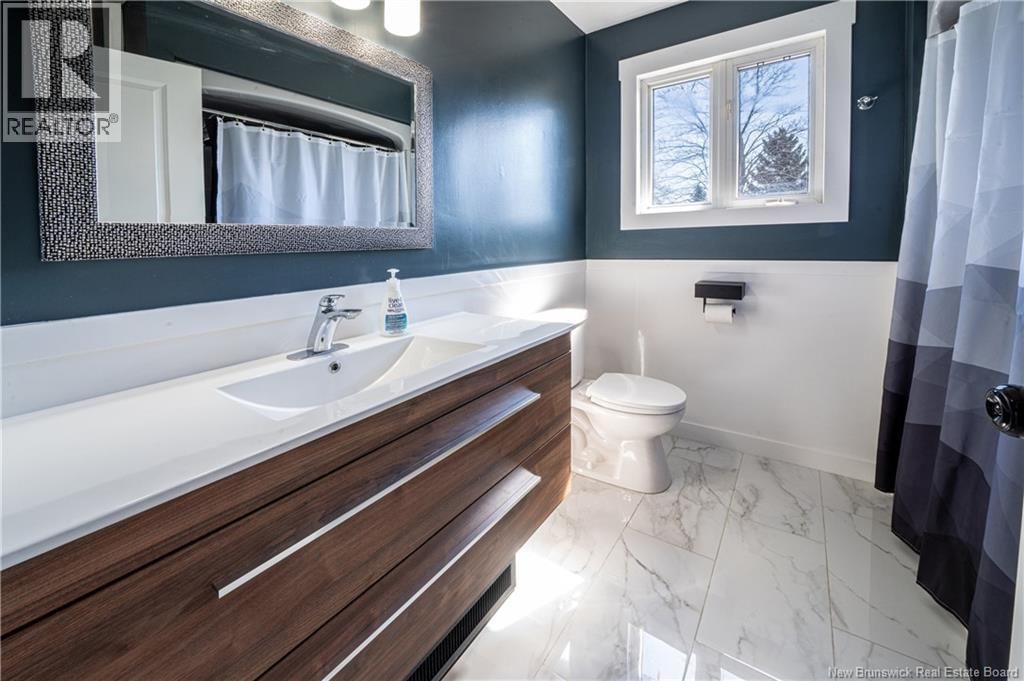 74 CARTIER STREET Image 30