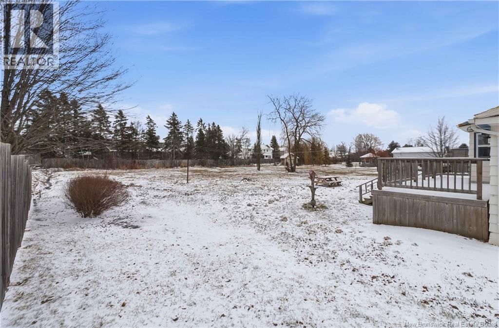 21 KENMORE DRIVE Image 11