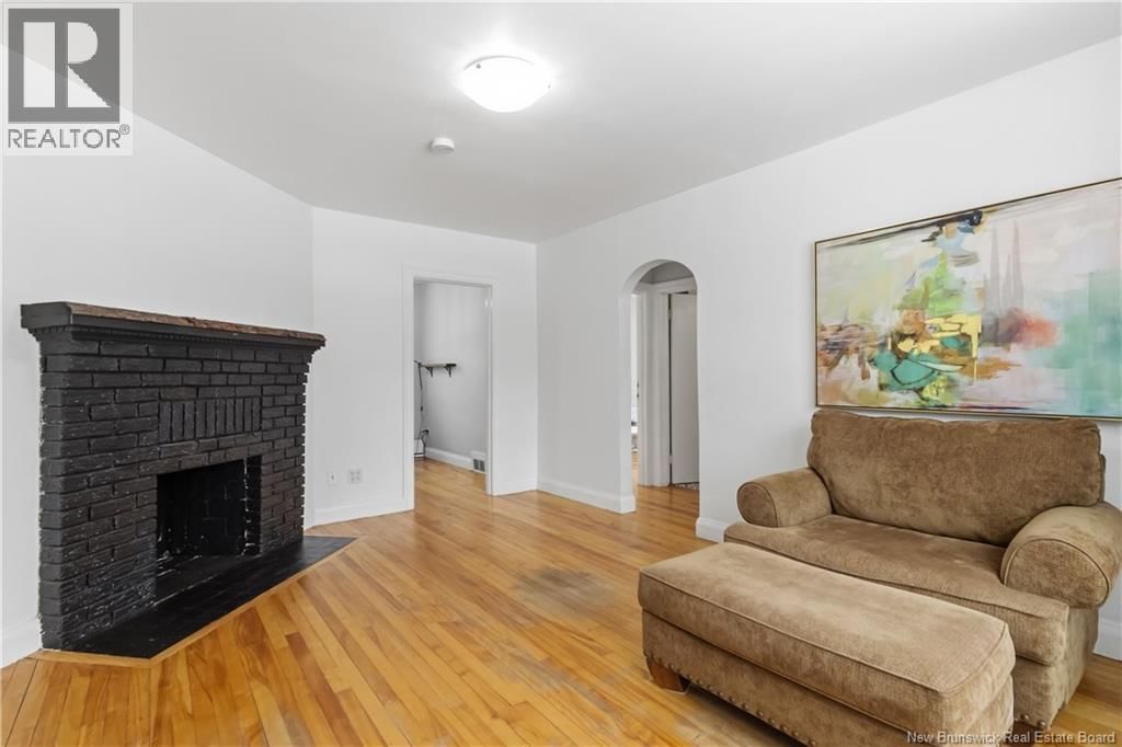 21 KENMORE DRIVE Image 19