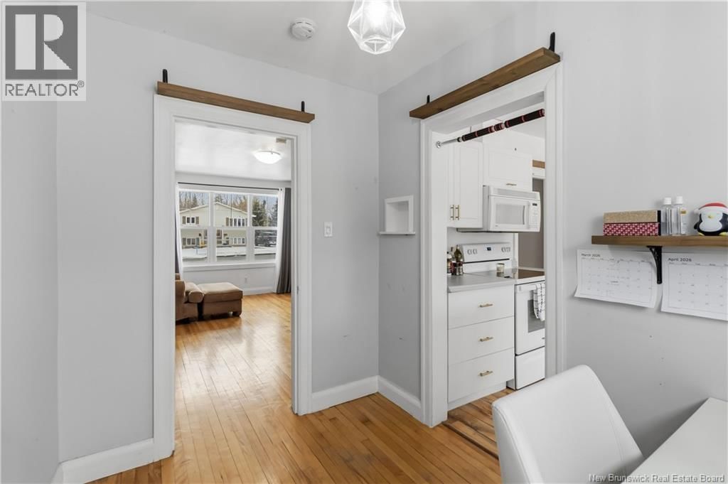 21 KENMORE DRIVE Image 26