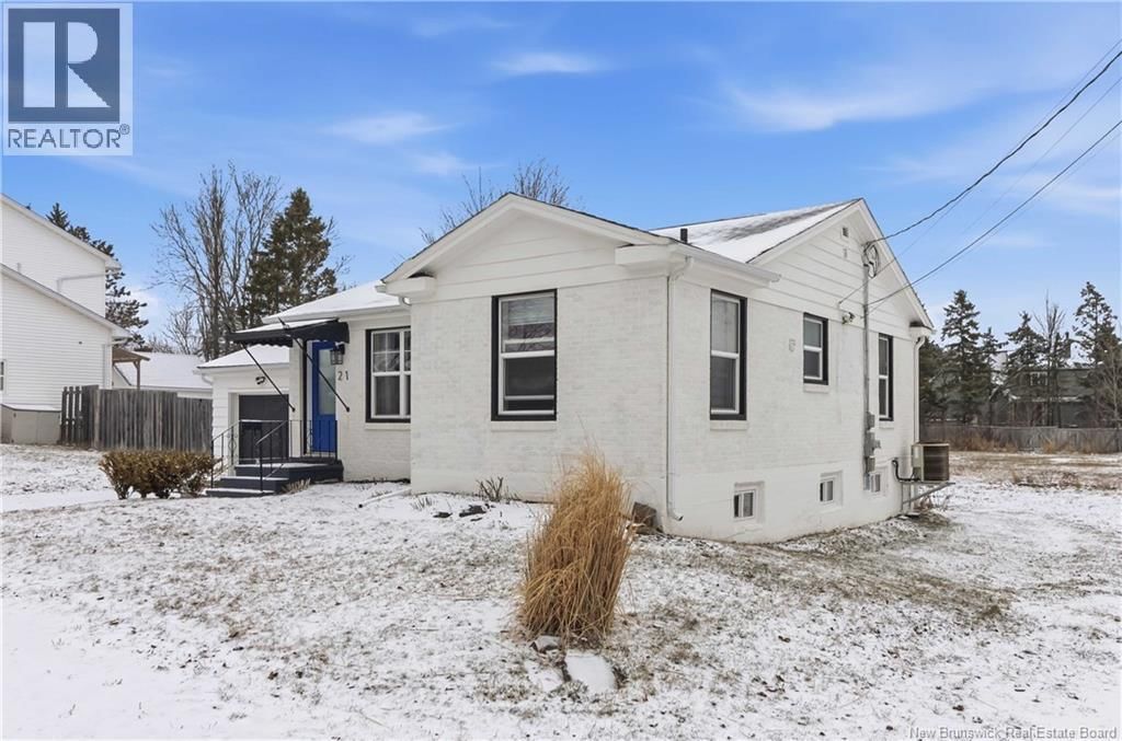 21 KENMORE DRIVE Image 3