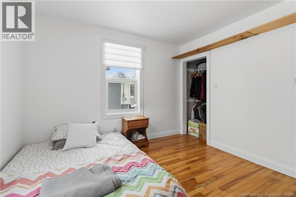 21 KENMORE DRIVE Image 34