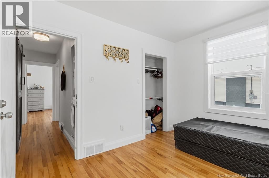 21 KENMORE DRIVE Image 38