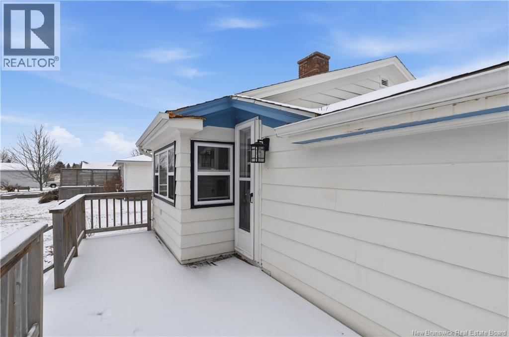 21 KENMORE DRIVE Image 8