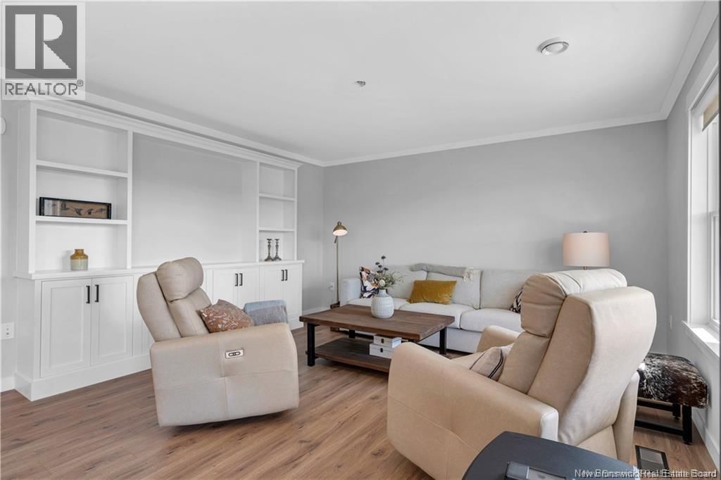 34 MCKINNON Image 16