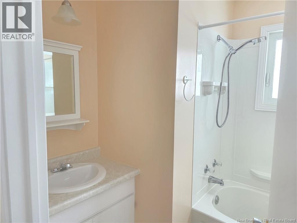 392 RUE DES SAPINS Image 18