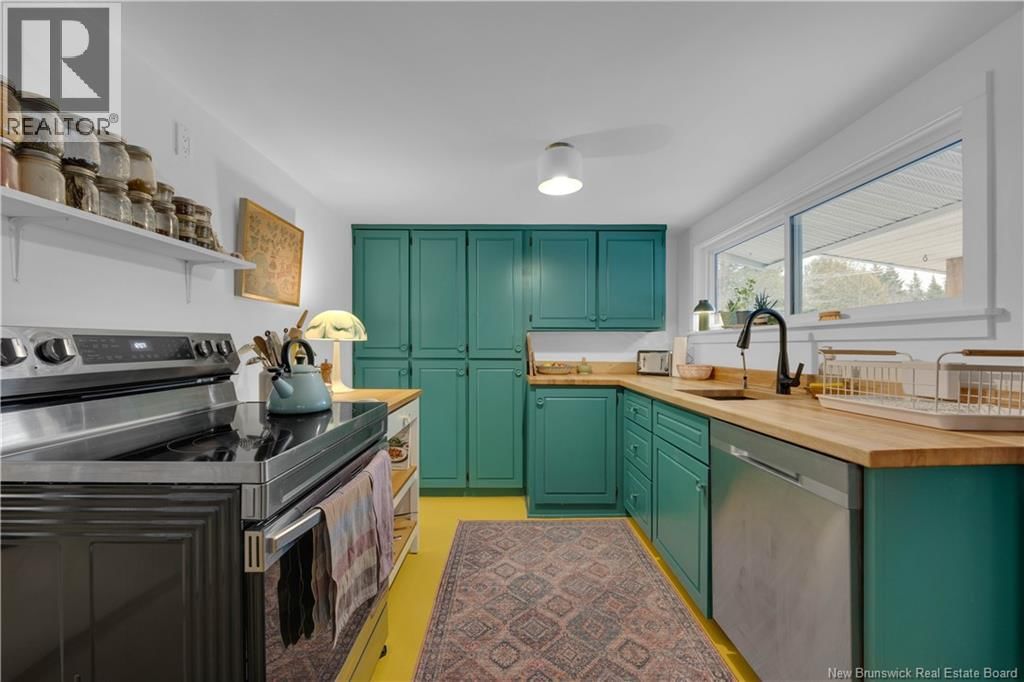 933 ROUTE 111 Image 15