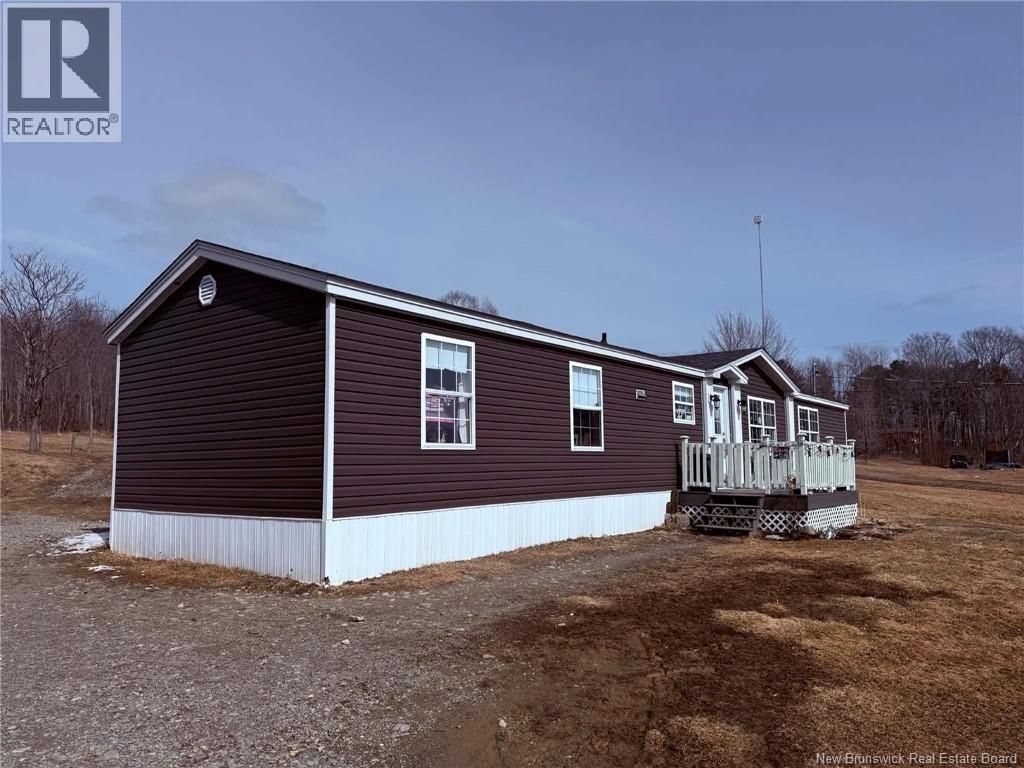 2260 105 Route, Southampton, New Brunswick E6G 1N1