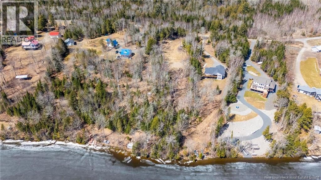 92-6 CARL AVENUE Image 7