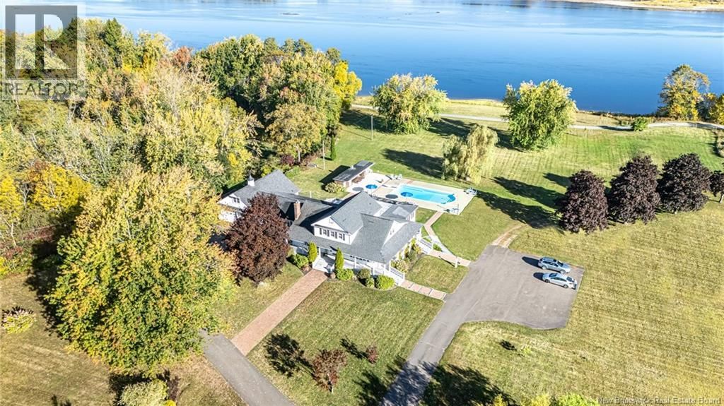 1337 Woodstock Road, Fredericton, New Brunswick E3B 7R9