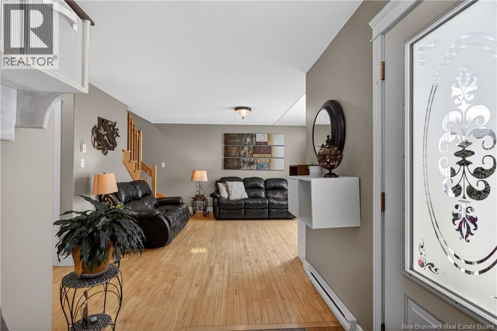 16 MARC-ANDRE COURT Image 6