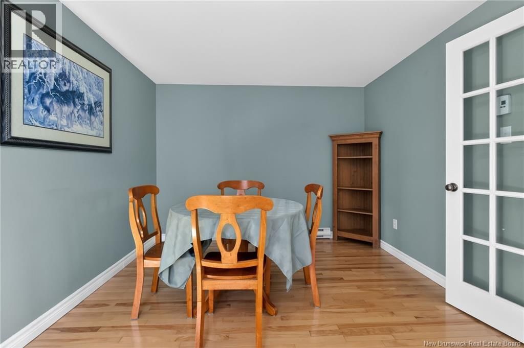 11 SEQUOIA DRIVE Image 11