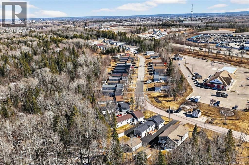 11 SEQUOIA DRIVE Image 43