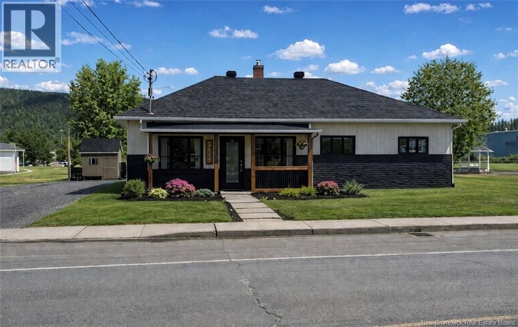 2116 Commerciale Street, Saint-François-de-Madawaska, New Brunswick E7A 1B4