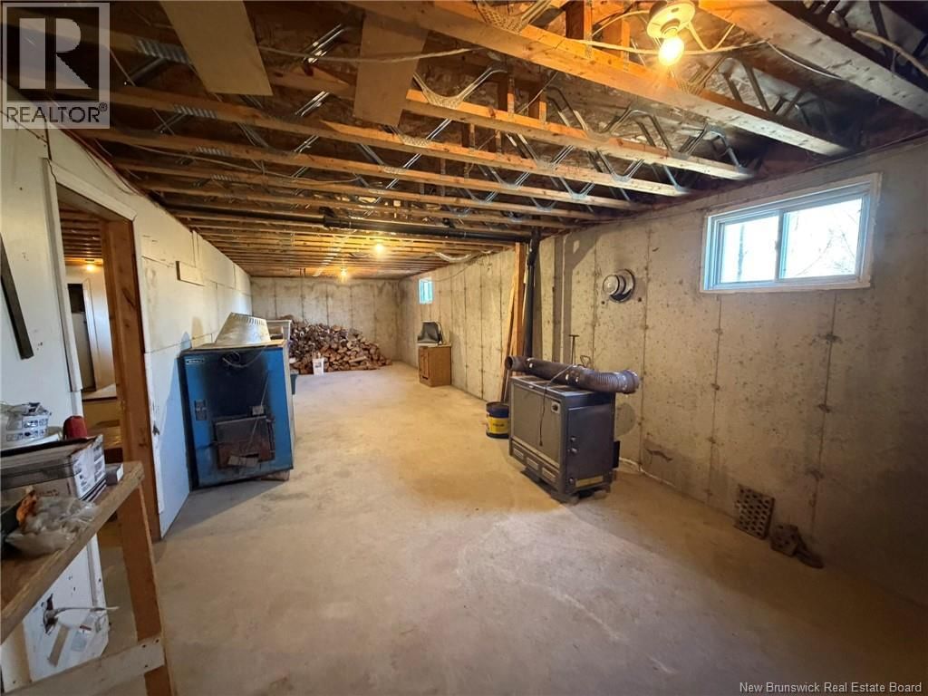 2281 103 ROUTE Image 18