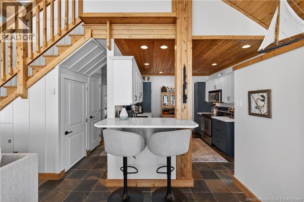 435 EAST POINT ROAD Image 17