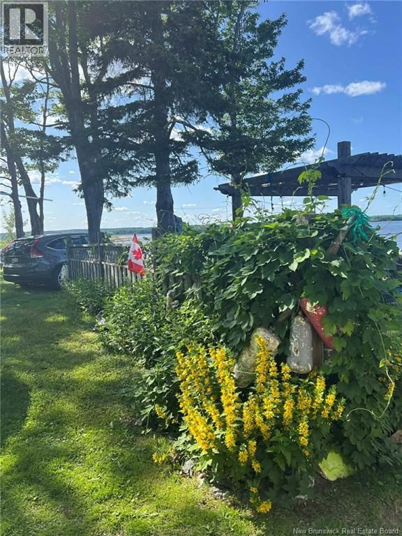 435 EAST POINT ROAD Image 42