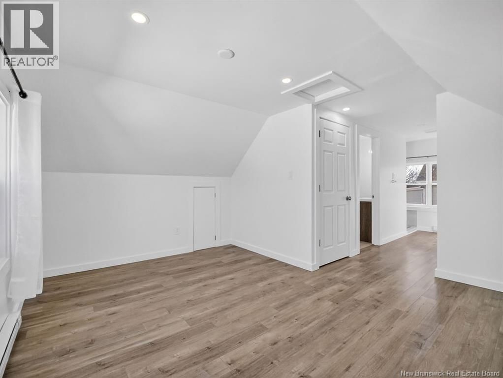 47 CHURCHILL STREET Image 19