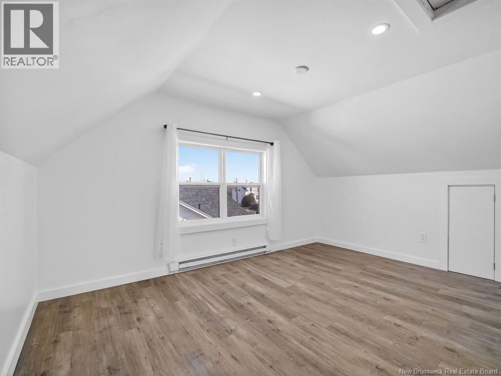 47 CHURCHILL STREET Image 20