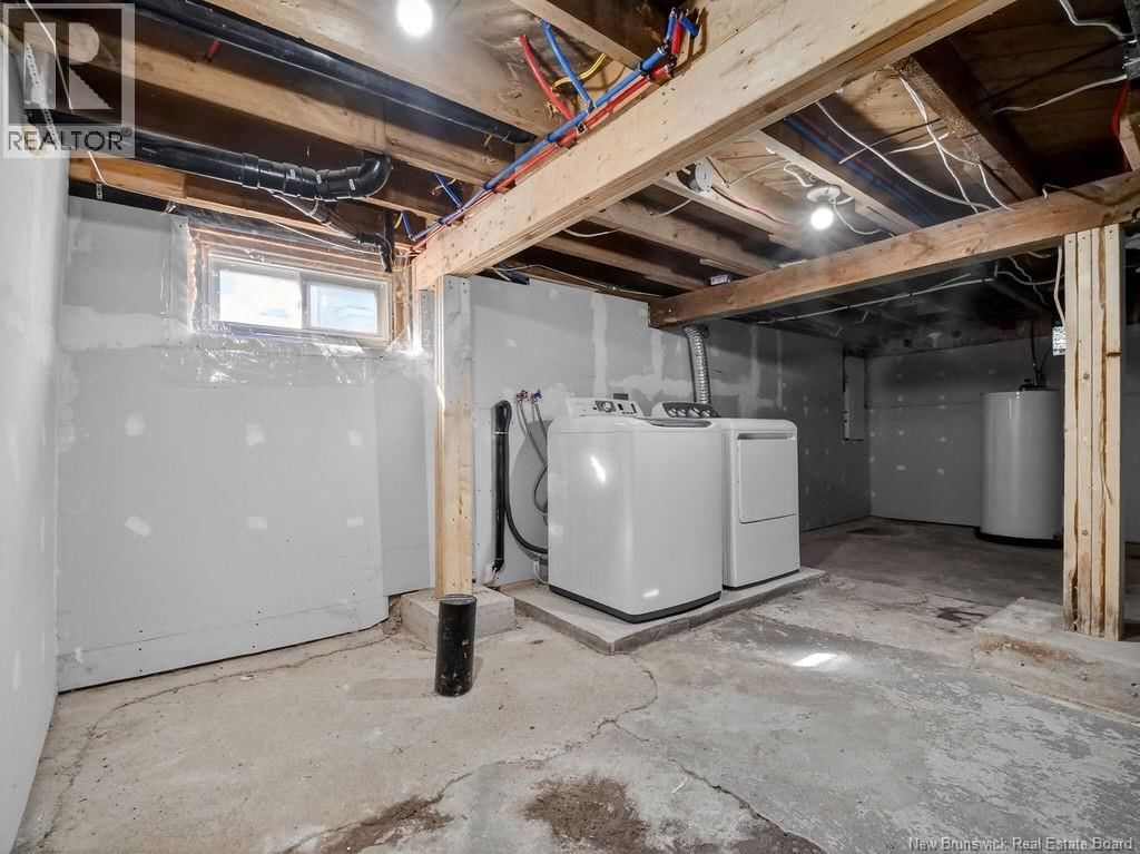 47 CHURCHILL STREET Image 28