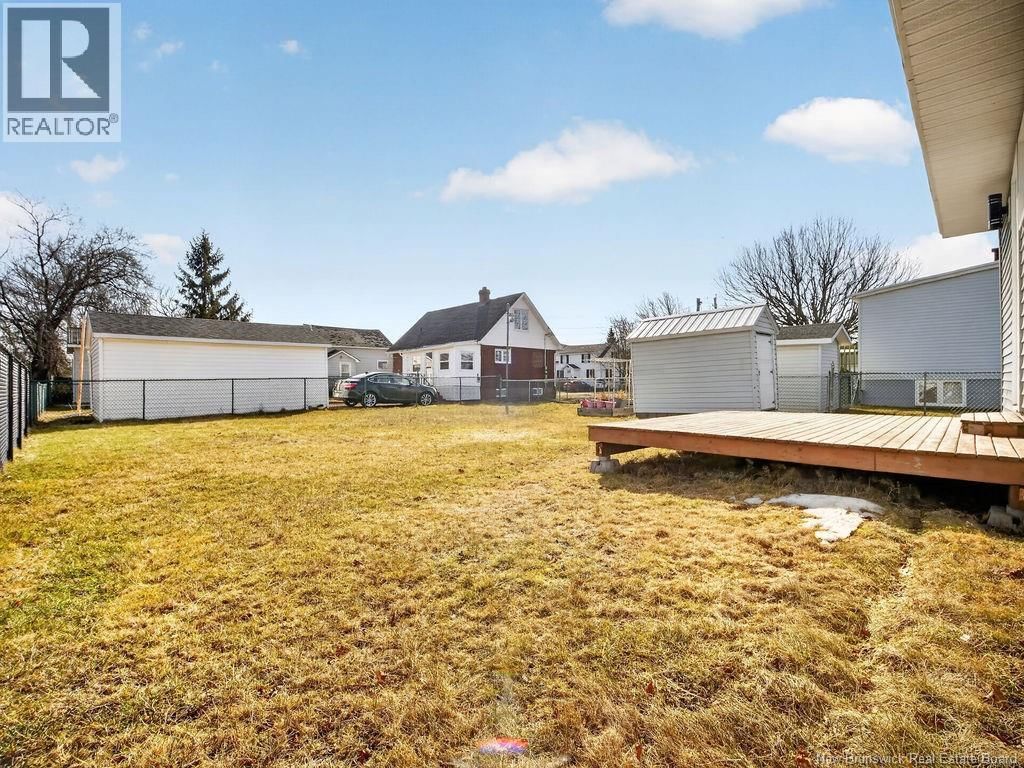 47 CHURCHILL STREET Image 29