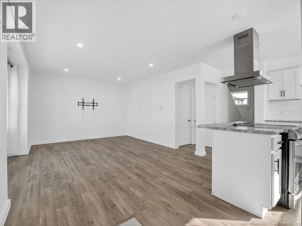 47 CHURCHILL STREET Image 5