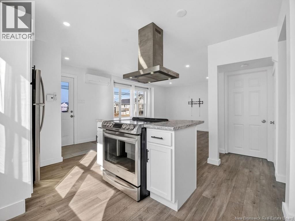 47 CHURCHILL STREET Image 9