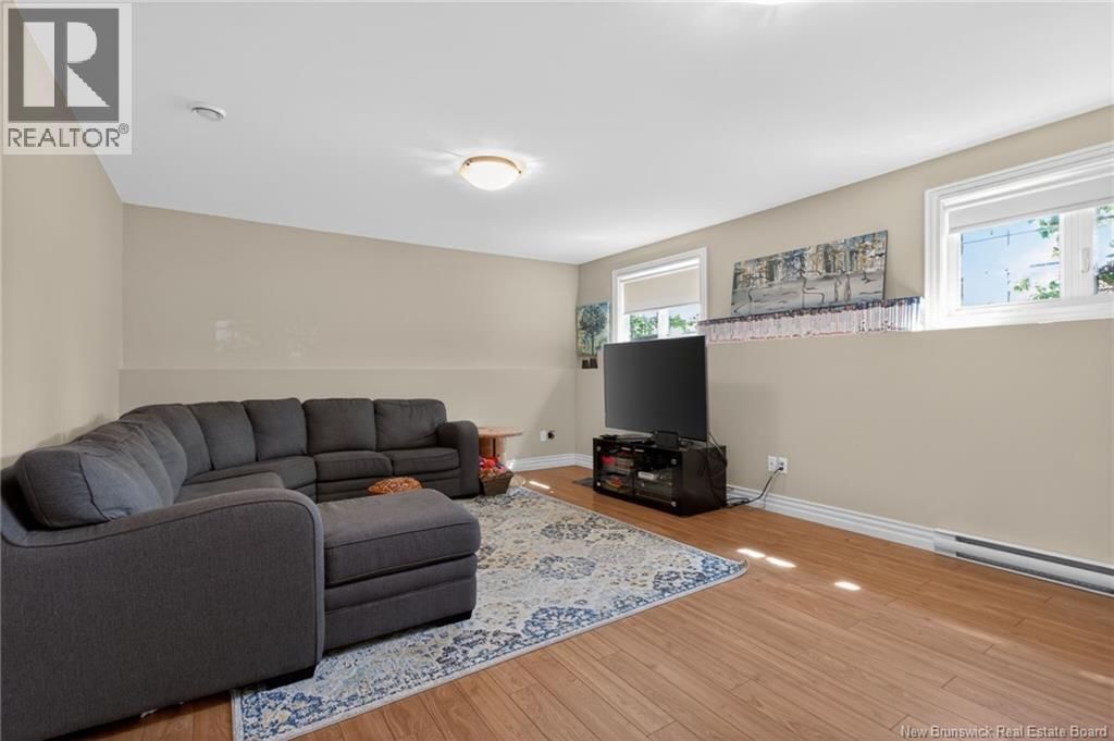 87 FIDELE COURT Image 42