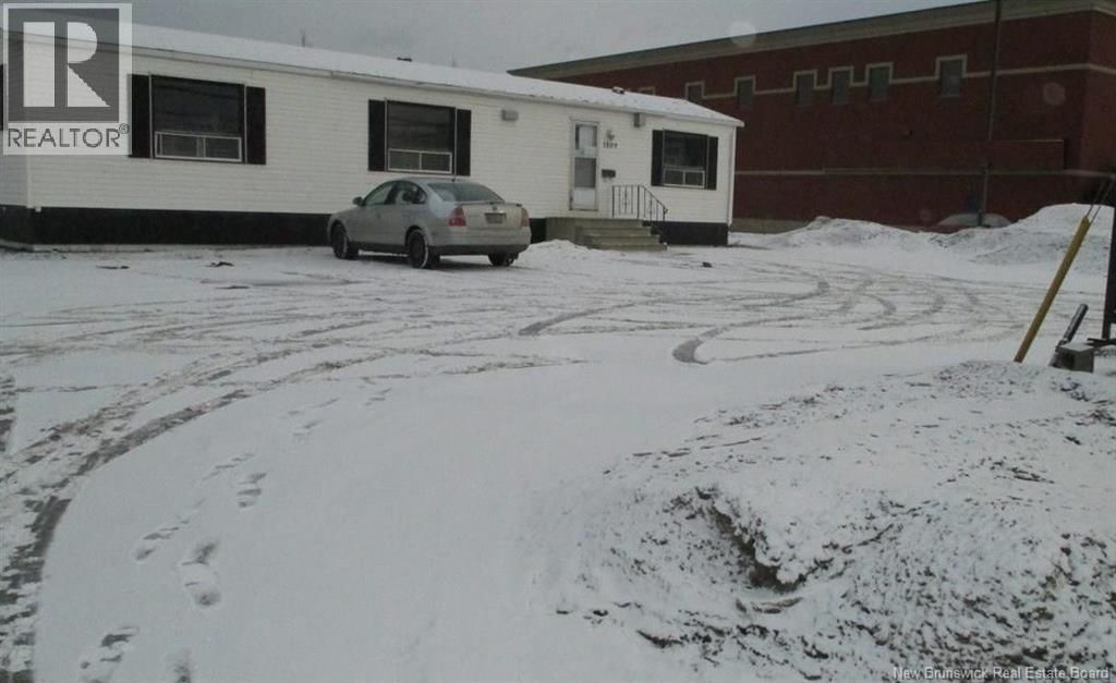 1809 Mountain Road, Moncton, New Brunswick E1G 1A7