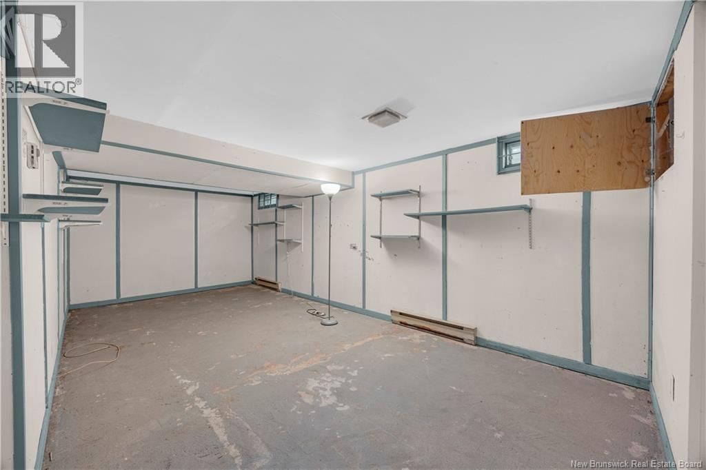 6 PUGSLEY AVENUE Image 15