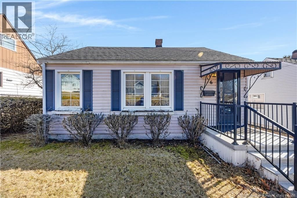 6 PUGSLEY AVENUE Image 2