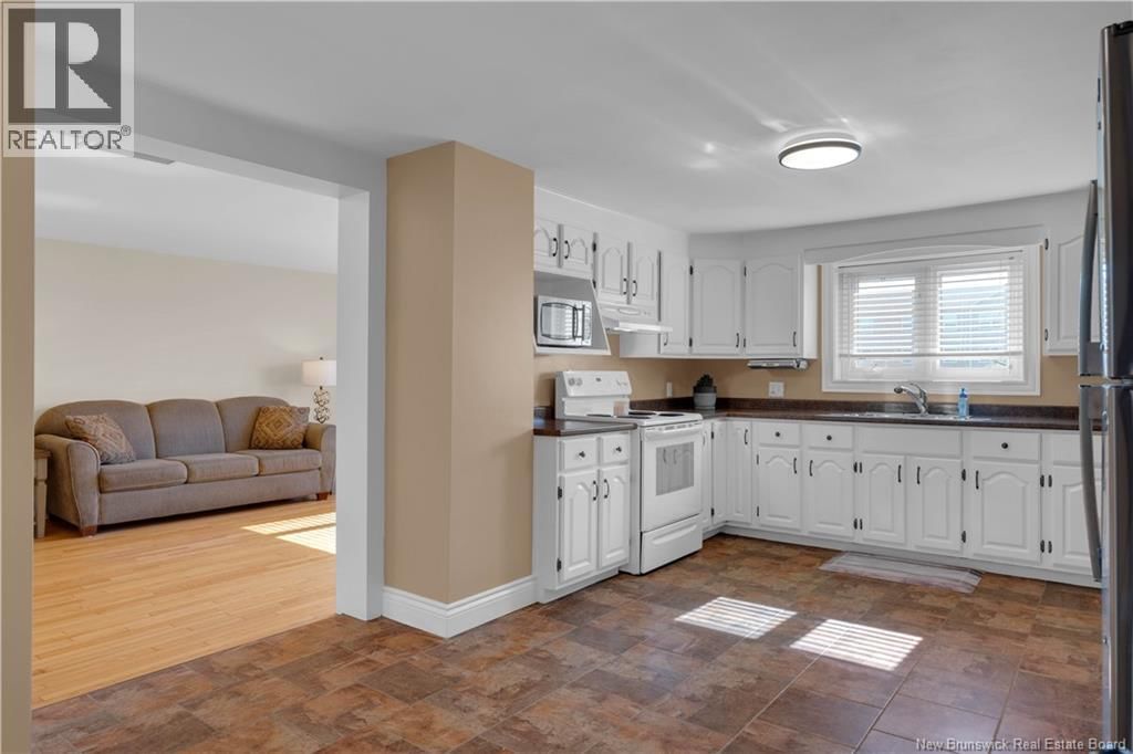 46 SOMERSET STREET Image 6