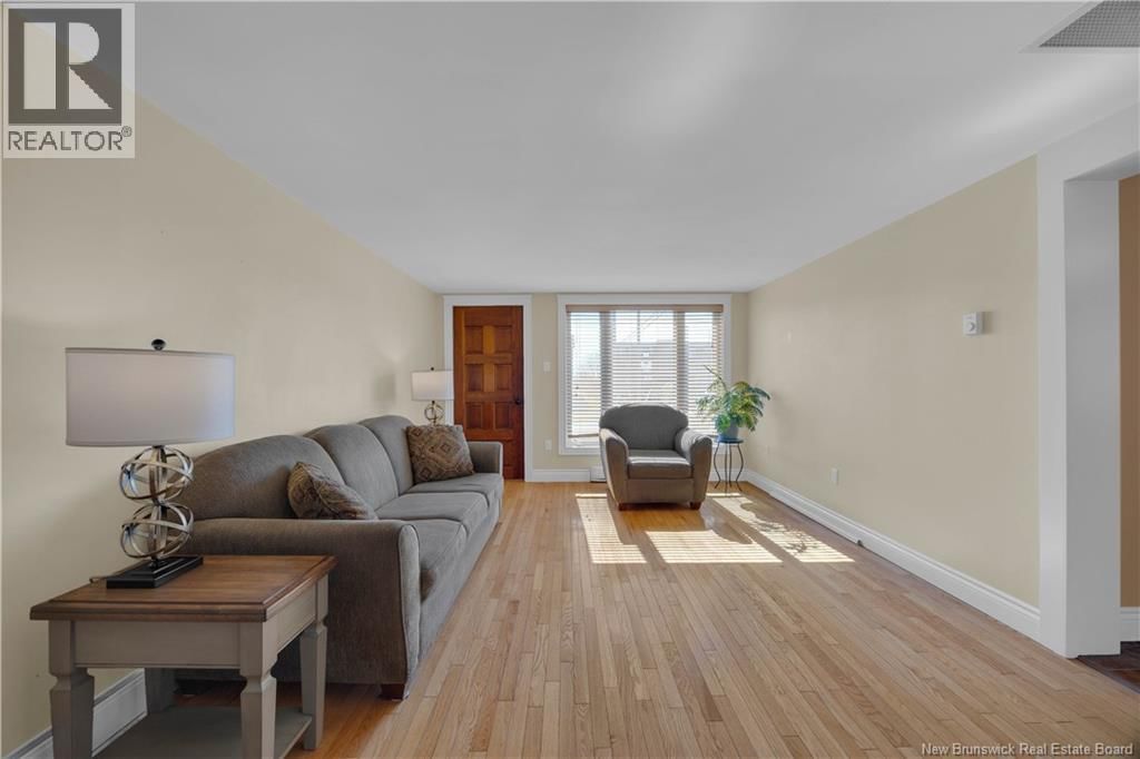 46 SOMERSET STREET Image 8