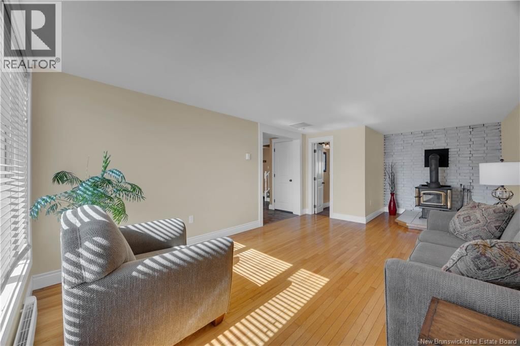 46 SOMERSET STREET Image 9