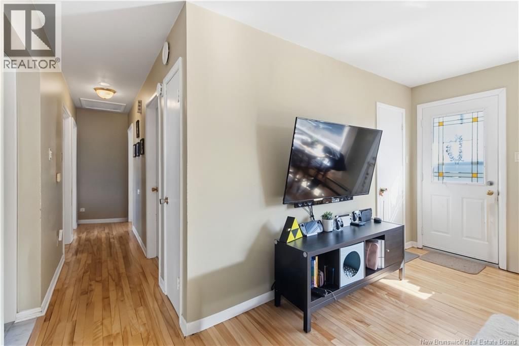 206 MCKENZIE AVENUE Image 10