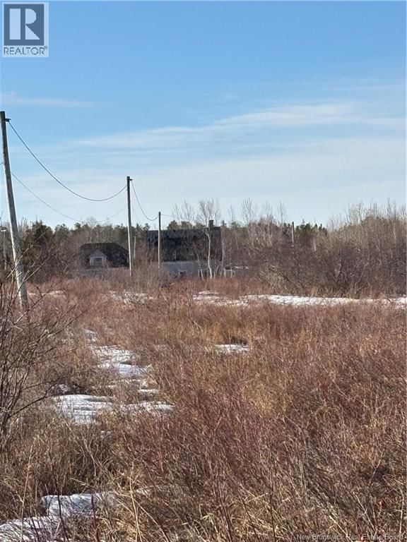 1.3 ACRES DU VIEUX PORT DE MER Image 3