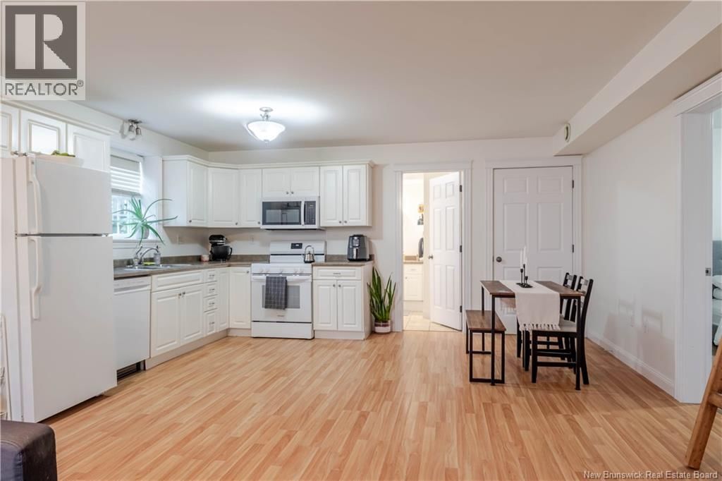 129 JAMES STREET Image 43