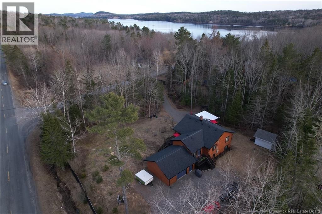 18 Ledge Loop Road, Dufferin, New Brunswick E3L 3P2