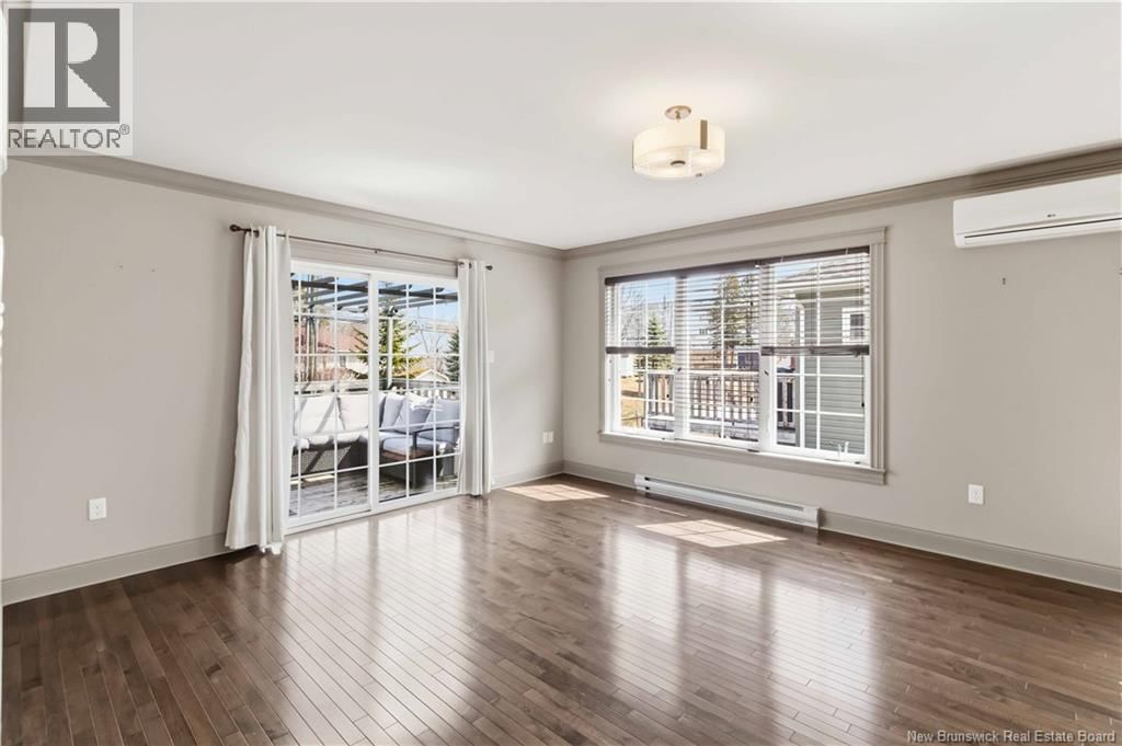 84 ASHLEY CRESCENT Image 10