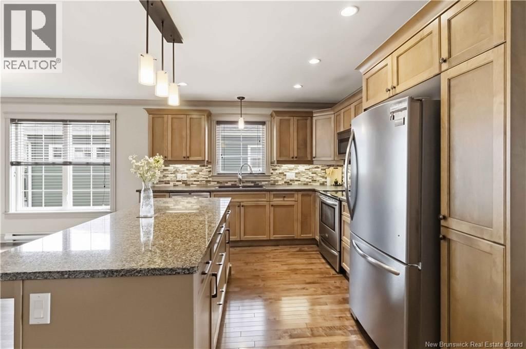 84 ASHLEY CRESCENT Image 12