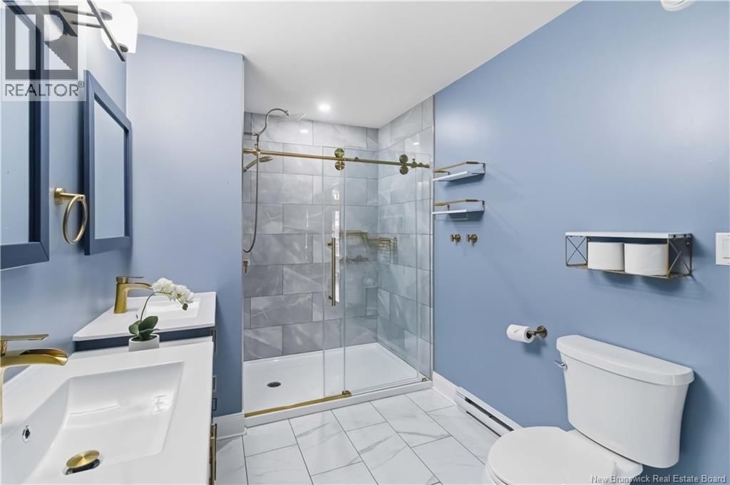 84 ASHLEY CRESCENT Image 23