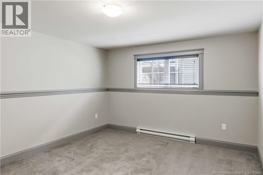 84 ASHLEY CRESCENT Image 36