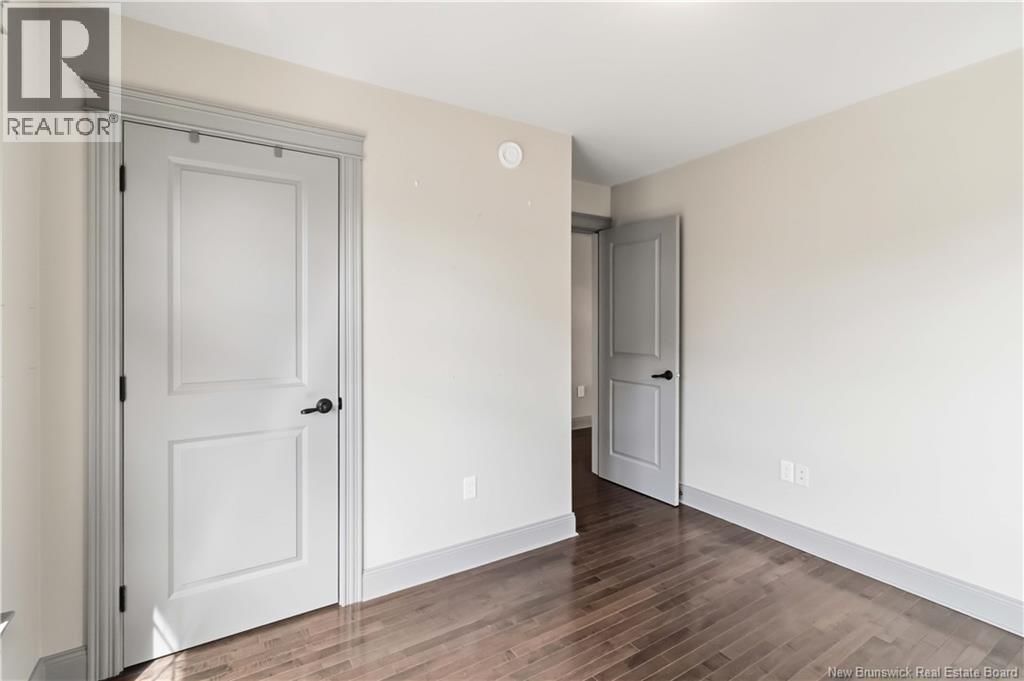 84 ASHLEY CRESCENT Image 7